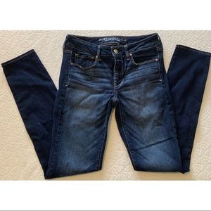 ✨NWOT✨ American Eagle Outfitters Size 6 Long Skinny Jeans